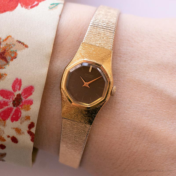 Vintage ▾ Seiko 2C20-6519 R0 Watch | Piccolo orologio da quadrante nero per le donne