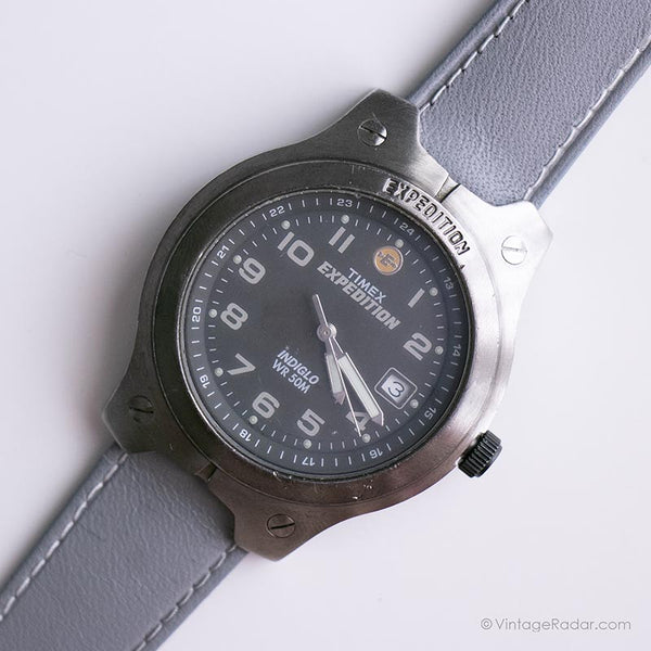 خمر 38 مم نغمة الفضة Timex ساعة استكشافية مع حزام رمادي