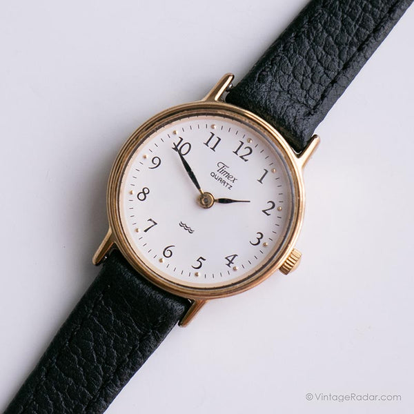 Tiny Gold-tone Timex Dress Watch | Best Vintage Timex Ladies Watches Tiny Gold-tone Timex Dress Watch | Best Vintage Timex Ladies Watches