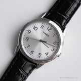Tone argenté minimaliste Timex Quartz montre | Meilleur vintage Timex Montres