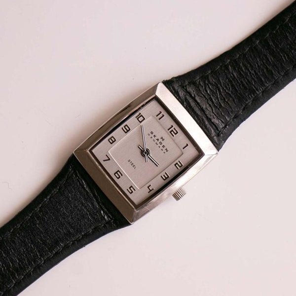 Tono d'argento rettangolare Skagen Danimarca acciaio orologio per donne vintage
