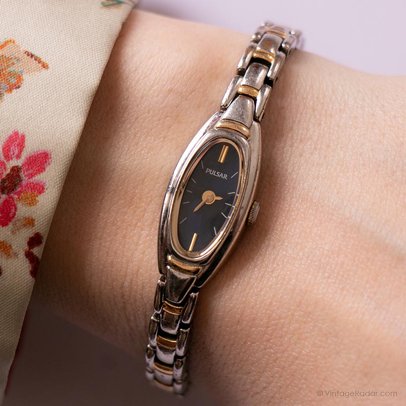 Vintage Pulsar V220-X017 Watch | Black Dial Two-tone Watch for