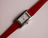 Tone d'argent rectangulaire vintage Anne Klein montre avec sangle en cuir rouge