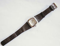 DKNY Silberton Uhr für Frauen | Solide Edelstahlquarz Uhr