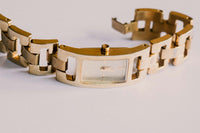 DKNY ساعة ذهبية فاخرة للنساء | قرص مربع DKNY راقب