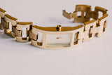DKNY ساعة ذهبية فاخرة للنساء | قرص مربع DKNY راقب