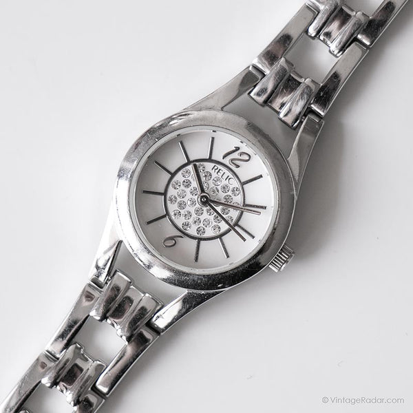 Relic by Fossil Women's Matilda Quartz Metal Casual Watch, Silver, Brown,  Quartz Movement : : Clothing, Shoes & Accessories