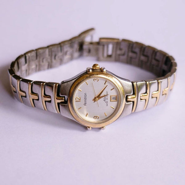 Elegante Armitron Ahora reloj para mujeres | Fecha de lujo de dos tonos reloj Vintage Radar
