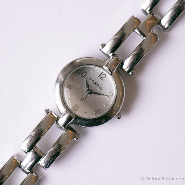 Vintage Silver-tone Fossil F2 Watch for Her | Fossil Quartz Watch for Ladies