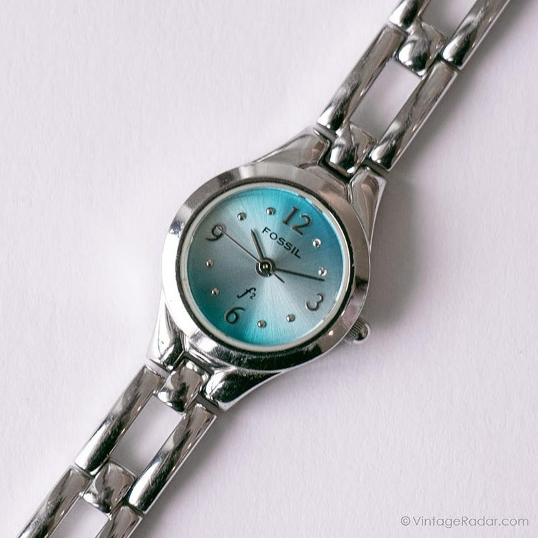 Blue dial Fossil F2 Quartz Watch for Women Vintage Ladies Designer W Vintage Radar