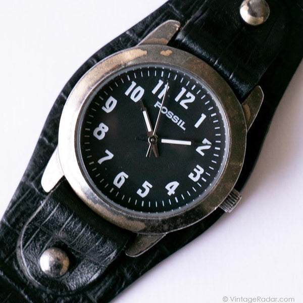 Vintage Black-dial Fossil Watch for Men & Women with Black Leather Strap