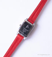 Vintage pequeño rectangular Fossil Señoras reloj con correa de cuero rojo