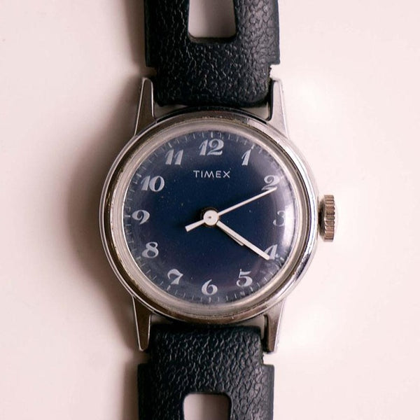 Mécanique vintage bleu Timex montre | Minuscule Timex Aux femmes montre