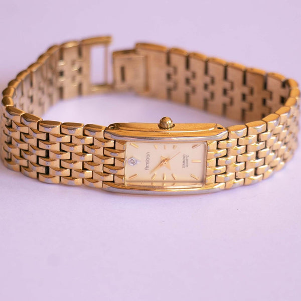 Dial cuadrado Armitron Cuarzo de diamante reloj | Pequeñas damas elegantes reloj