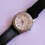 DKNY Damas de tono plateado reloj | Mejores relojes para mujeres asequibles