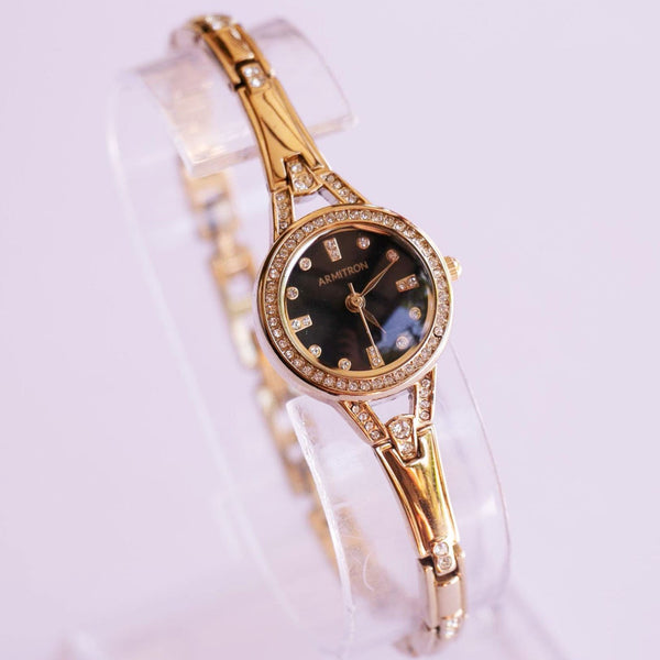 Cadran noir vintage Armitron Dames montre avec des cristaux Swarovski