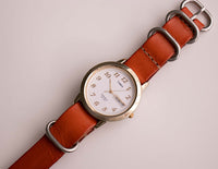 Tono de oro vintage Timex Cuarzo de Día y Fecha de Indiglo reloj WR 30m