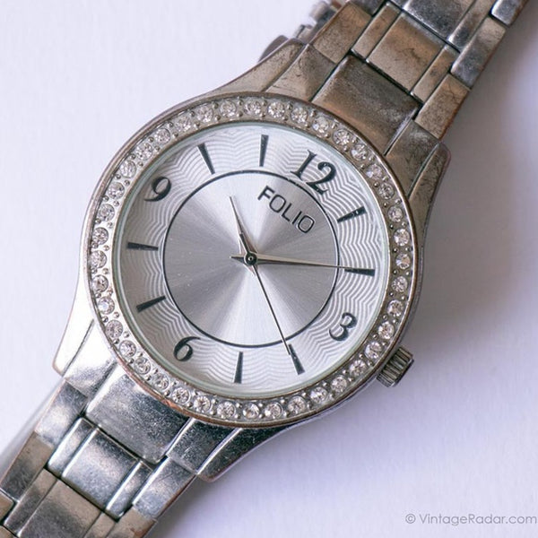 Folio de tono plateado vintage reloj para mujeres con piedras blancas