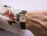 Vintage Priosa 17 Gioielli Incabloc Guarda | Tono oro minuscolo orologio quadrato