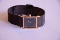 Roségold -Bering -Damen Uhr | Minimalistische Armbanduhr Slim Classic Collection