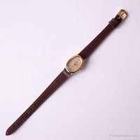 Vintage pequeño Timex reloj para mujeres | Elegante reloj de pulsera ovalada
