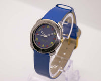 Benetton par Bulova Bleu montre avec des détails floraux | Femmes vintage montre