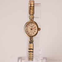 Vintage élégant minuscule montre par Timex | Ton d'or montre Cadeau pour elle