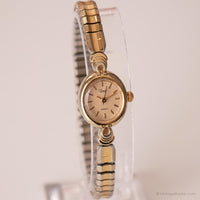 Vintage élégant minuscule montre par Timex | Ton d'or montre Cadeau pour elle