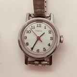 Molto di 4 donne Timex Orologi vintage per parti e riparazioni - non funzionano